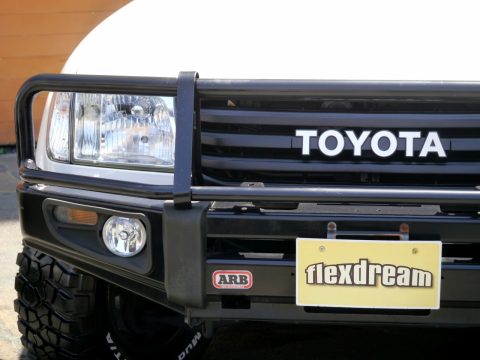 ランドクルーザー１００ VXLTD ARB4×4カスタム 　TOYOTAロゴグリル＆ARB4x4フロントバンパー